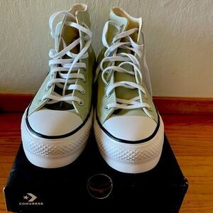 NWOT Lime Green Converse- platform